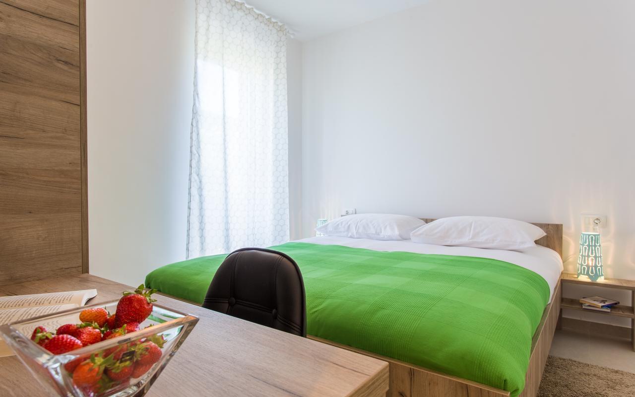 Apartments Viktorija 2 Baška Extérieur photo